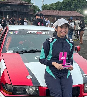 Putri Bamsoet Sabet Juara Indonesia Drift Series di IIMS 2024